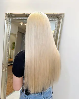 ロング カラー ANKH CROSS 🦋mako🦋のヘアスタイル