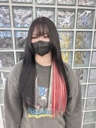 ロング 三尾 樺緒のヘアスタイル