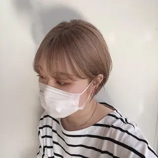 ショート カラー あやめ【顔まわり/レ イヤー/柔らかカラ】のヘアスタイル