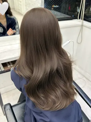 ロング 韓国ヘア🇰🇷／ 艶カラー鈴木萌愛🩶のヘアスタイル