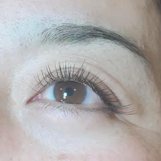 マツエク・マツパ utaeyelash所属・中川 朋美のマツエク・マツパデザイン