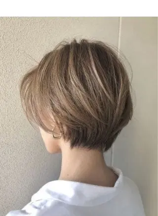 ショート Hair Muse'e所属・永富 那於のヘアスタイル