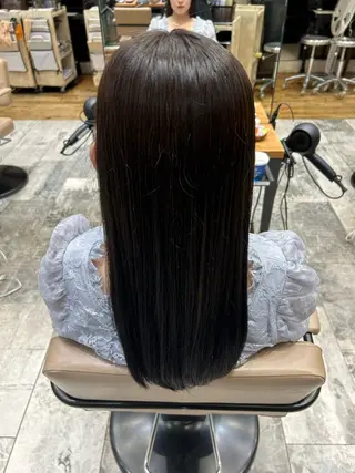 ロング カラー 和田 茉日琉のヘアスタイル