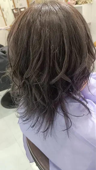カラー Mi ruのヘアスタイル