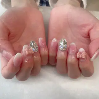 ネイル 💎🐰 saki. m 🐰💎のネイルデザイン