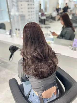 ミディアム カラー 艶髪グレージュ特化/ CHIKARAのヘアスタイル