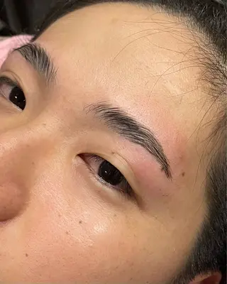 NEW FACE所属・NEW FACE てるいの眉毛・アイブロウイメージ