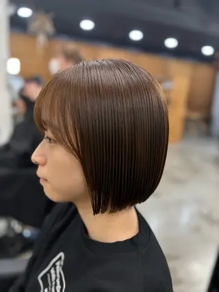 ショート カラー mono / Manatoのヘアスタイル