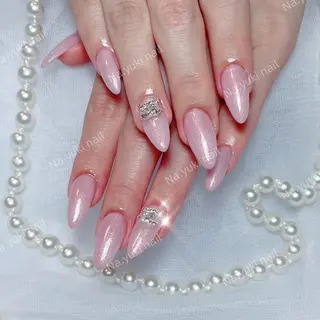 ネイル Queenie 🦋のネイルデザイン