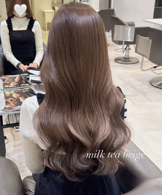ロング カラー パーマ ヘアアレンジ JYUNESU所属・韓国・韓国ヘア 髪質改善のヘアスタイル