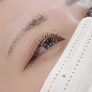 マツエク・マツパ 竹下 彩喜の眉毛・アイブロウイメージ