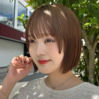 ミディアム ボブ顔まわりレイヤー 地毛風縮毛Yukiのヘアスタイル