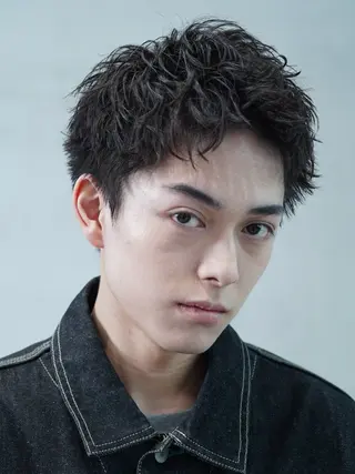 ショート パーマ メンズ fifth天神大名Ⅱ所属・fifth天神 パーマ特化 石橋航海のヘアスタイル