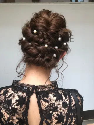 ヘアアレンジ i MA ヘアスタジオ所属・勝野 麻美のヘアスタイル