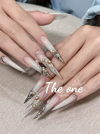 ネイル THE ONE 杉山のネイルデザイン