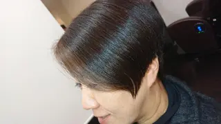 ショート カラー 遠藤 史秋のヘアスタイル