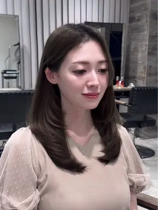 ミディアム カラー パーマ ヘアアレンジ IVY表参道所属・ヘアメイク小野リエ 韓国ハーフ🦊のヘアスタイル