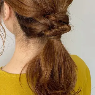 ロング カラー ヘアアレンジ 小森 衣純のヘアスタイル
