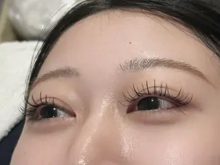 マツエク・マツパ 的場 亜胡のヘアスタイル