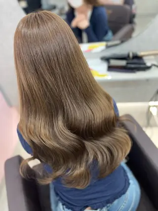 ロング カラー ピンク髪の美容師🎀 🖤ゆうなのヘアスタイル