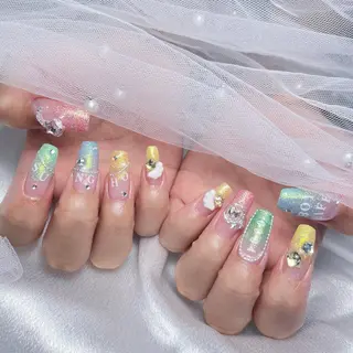 ネイル 児玉 茉緒のネイルデザイン