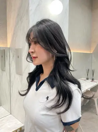 セミロング MOE 福岡韓国ヘア✧︎のヘアスタイル