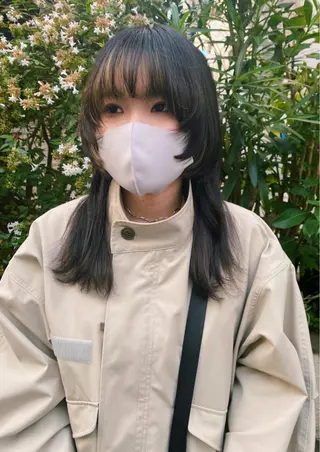 ミディアム カラー レイヤーウルフ エクステ磯部のヘアスタイル