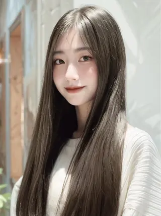 ロング 韓国風透明感カラー／ Natsumiのヘアスタイル