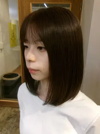 カラー kochab 本山/ 大谷めいのヘアスタイル