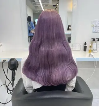 セミロング カラー ヘアアレンジ 🩵ダメージレス艶感 ハイトーン🩷のヘアスタイル