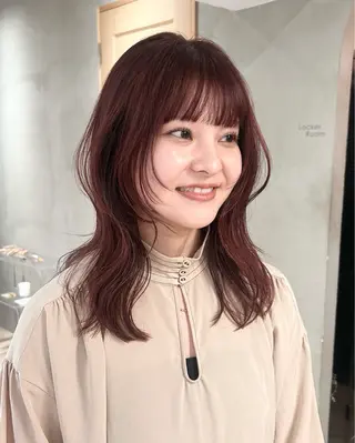 セミロング カラー レイヤーカット/栄/ 顔周り/キトウモエノのヘアスタイル