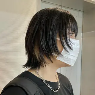 ミディアム Aust hair Stella新宿所属・Yuki☺︎パーマ レイヤーカットウルフのヘアスタイル