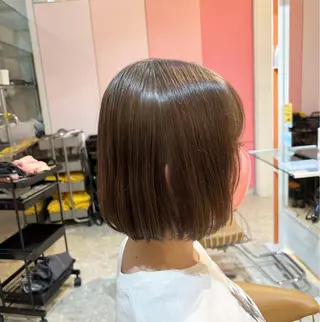 ミディアム 柔らかオリーブカラー 透明感カラー古澤羅威のヘアスタイル