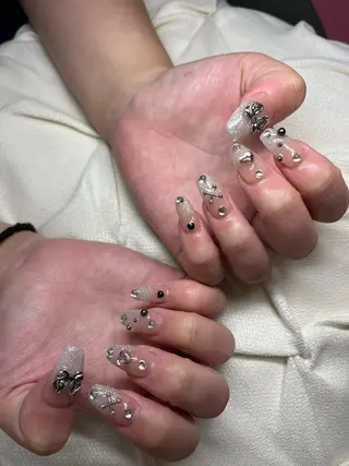 ネイル nail.salon .Reversalのネイルデザイン