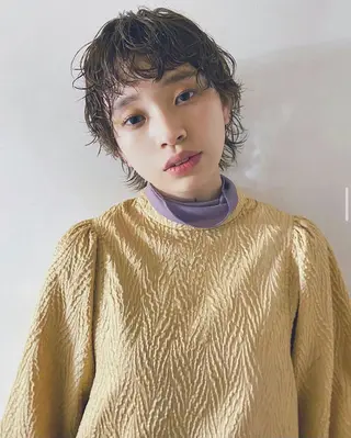 ショート パーマ 🫧艶ハイトーン ブリーチ🫧シモのヘアスタイル