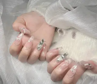 ネイル Lee Nailsのネイルデザイン