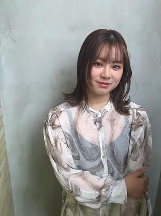 ミディアム カラー 小島 千夏のヘアスタイル