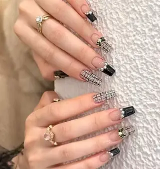 ネイル Alra- 店舗のネイルデザイン