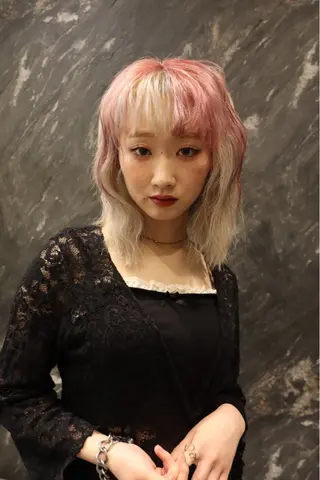 ミディアム カラー レイヤーカット /ハイトーンchaoのヘアスタイル