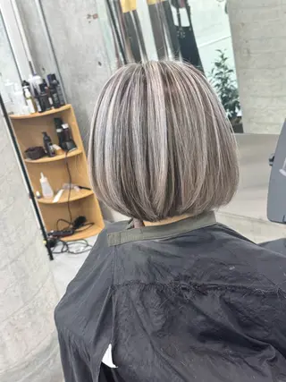 ショート カラー 艶髪✨ブリーチ職人 井手正康のヘアスタイル