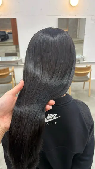 ロング カラー 【sica】 チナのヘアスタイル