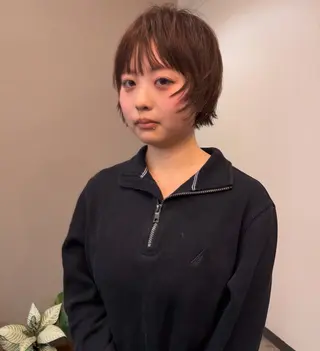 ショート カラー ...alley/Dreap所属・パーマ/透明感カラー 元町🌱takutoのヘアスタイル