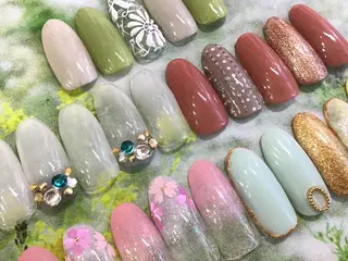 ネイル マグネットネイル💛 Hayakawaのネイルデザイン