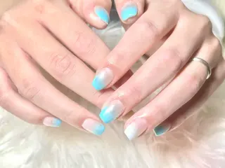 ネイル hohomi .のネイルデザイン