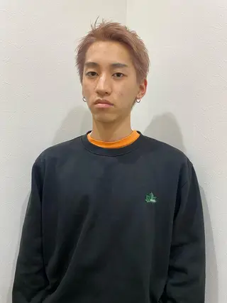 ショート too good所属・gouru 難波美容師のヘアスタイル