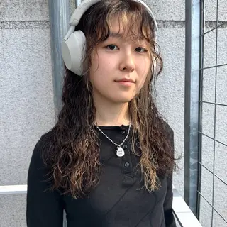 ロング パーマ FBeauty 青山店所属・パーマ特化美容師 表参道のヘアスタイル