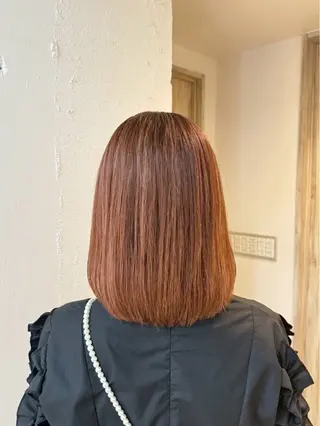 ミディアム カラー 艶カラー/ ストレート/くるみのヘアスタイル