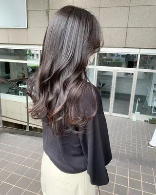 ロング カラー flocci🌙 フロクシのヘアスタイル