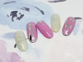 ネイル ティーエヌ 金山駅東口店のネイルデザイン