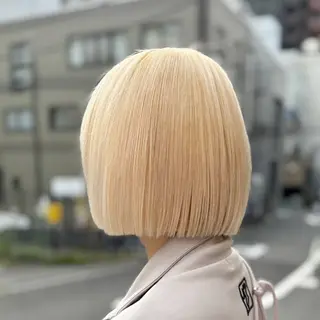 ショート カラー 🌼金髪ボブ/ハイト ーン特化 もえぴ🌼のヘアスタイル